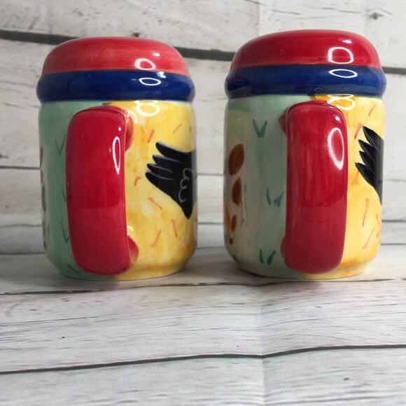 HausenWare Farmyard Animals Salt & Pepper Shakers Set Designed by Sally Noll - Picture 4 of 10